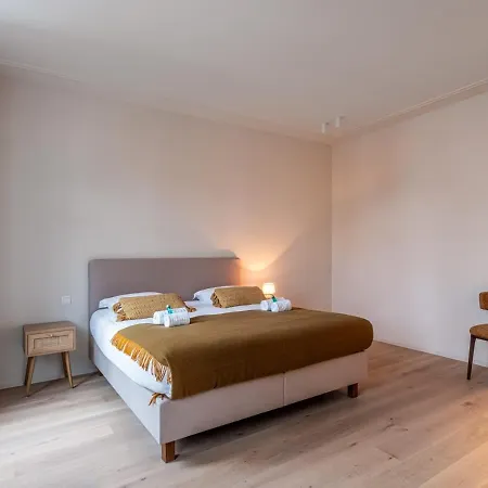 Huswell - Bright With Terrace In Heart Of Apartamento