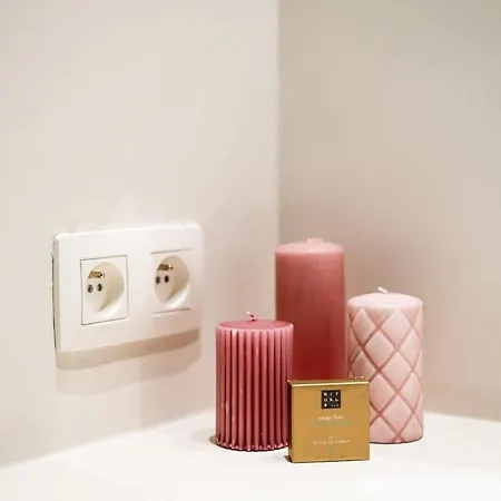 公寓 Huswell - Bright With Terrace In Heart Of